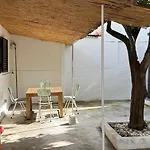 Lemon And Avocado House * 波尔蒂芒
