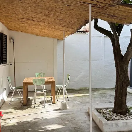 Lemon And Avocado House * פורטימאו